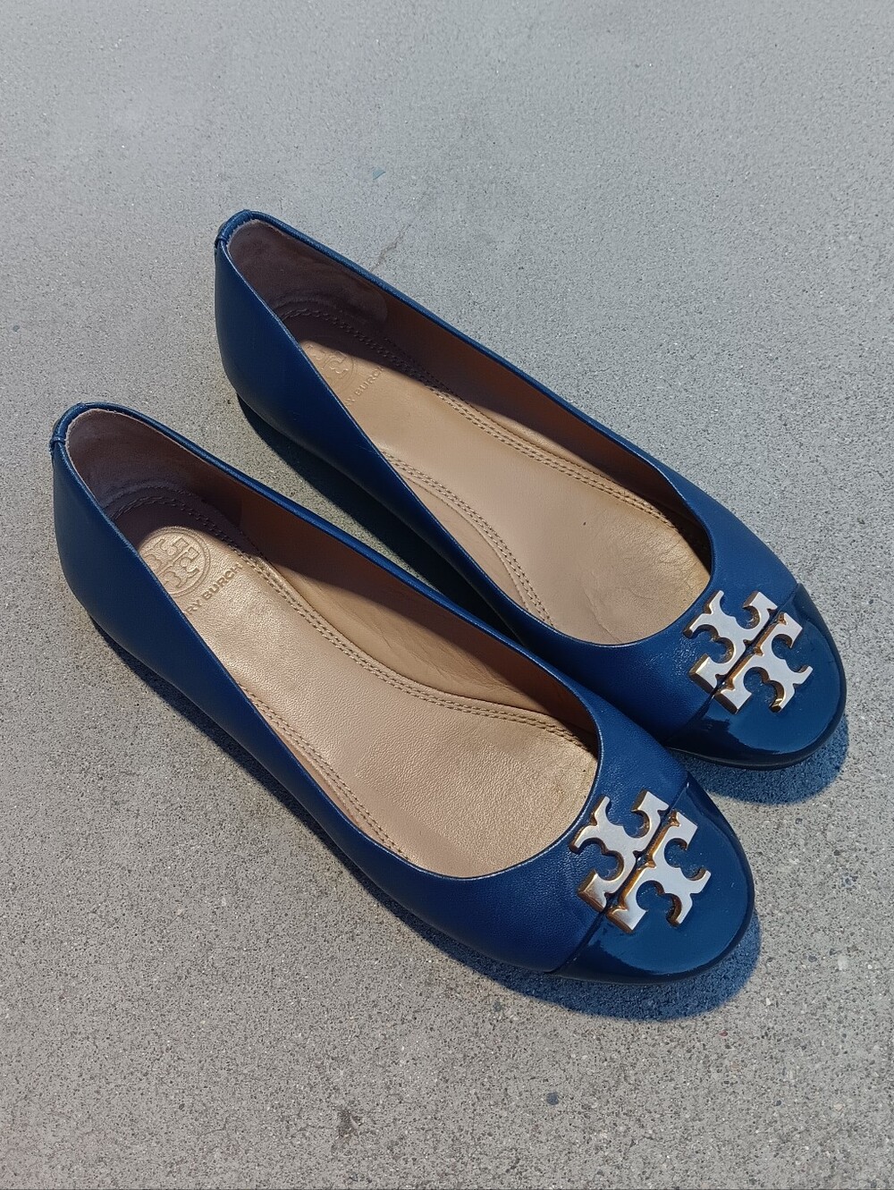 TORY BURCH "Everly" Cap Toe Navy Blue  Leather Ballerina Style Flats Shoes SZ 6
